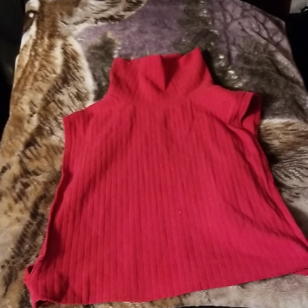 red crop top sweater